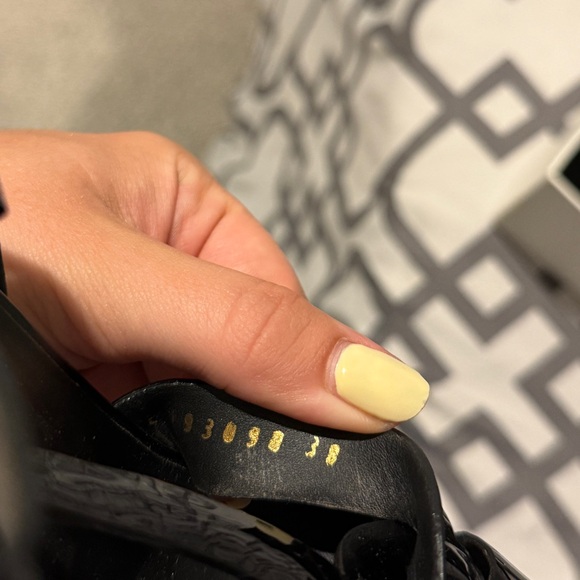 Saint Laurent Tribute Platform Sandals in Patent Leather size 38 - Picture 9 of 10